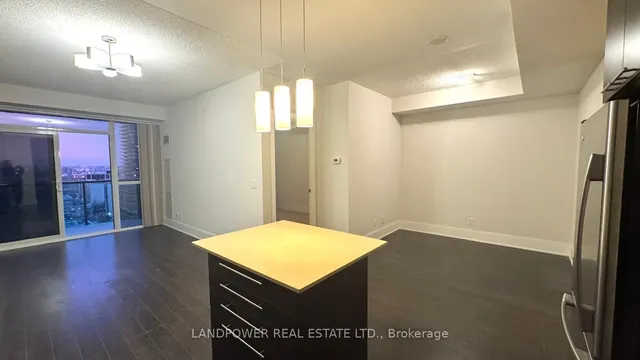 Additional image 8 of 70 Roehampton Ave Unit 1812