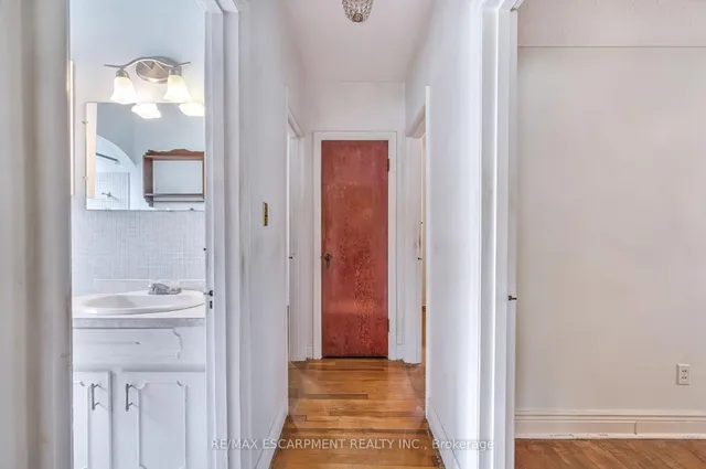 Additional image 16 of 48 Woodbridge Rd