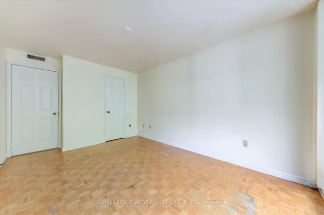 Additional image 15 of 3900 Yonge St Unit 909