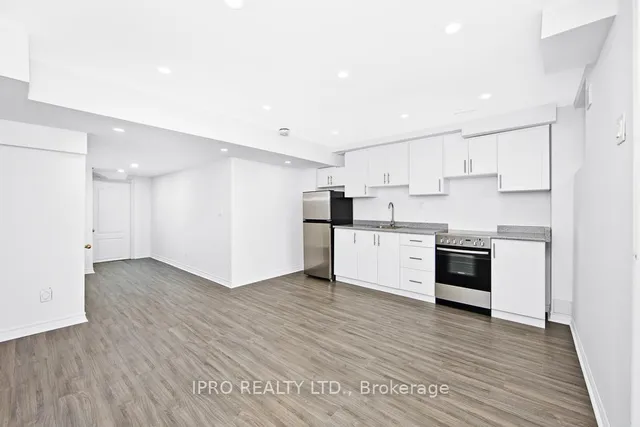 Additional image 28 of 2 Pomarine Way