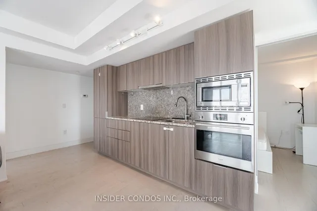 Additional image 9 of 955 Bay St Unit 2607