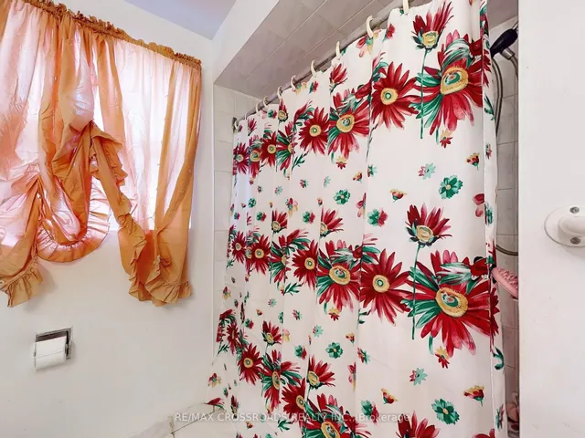 Additional image 26 of 62 Ernest Ave