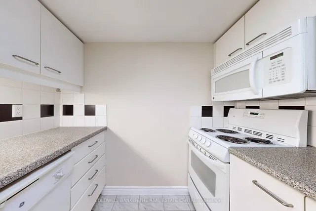 Additional image 10 of 38 Elm St Unit 1015