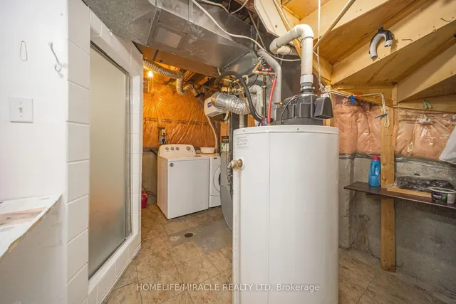 Additional image 15 of 31 Larkspur Rd