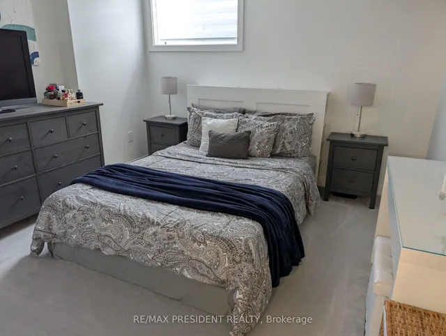 Additional image 15 of 590 North Service Rd Unit 14