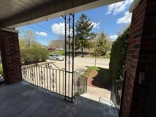 Additional image 2 of 28 Durant Ave