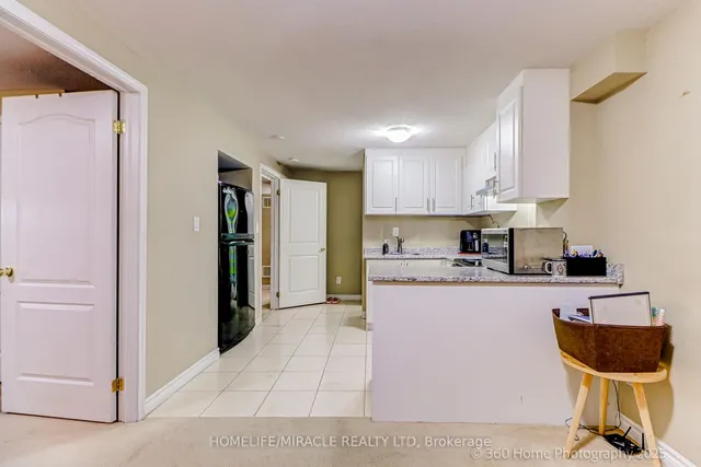 Additional image 26 of 652 Lott Cres