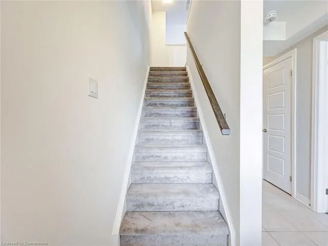 Additional image 12 of 224 Thomas Slee Dr