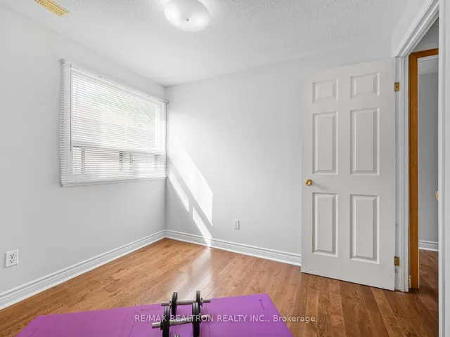 Additional image 14 of 15 Hughes Crt Crt