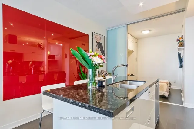 Additional image 10 of 88 Park Lawn Rd Unit 607