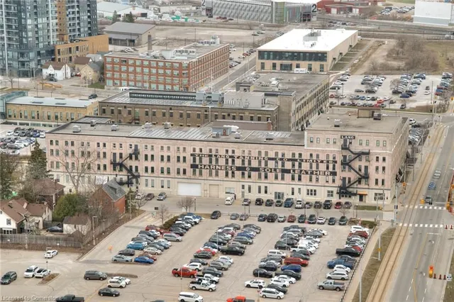 Additional image 31 of 60 Charles St Unit 2608