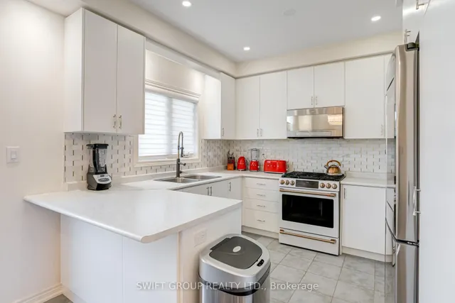 Additional image 18 of 15 Mountain Heights Pl