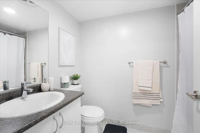 Additional image 19 of 1346 Danforth Rd Unit 506