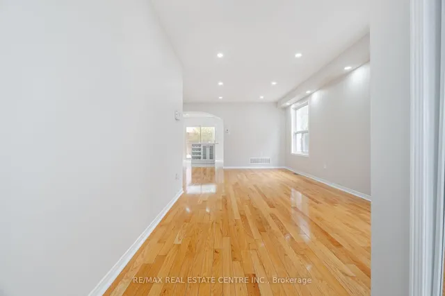 Additional image 6 of 16 Mistycreek Cres