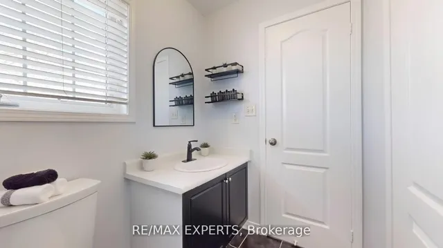 Additional image 18 of 8 Mare Cres