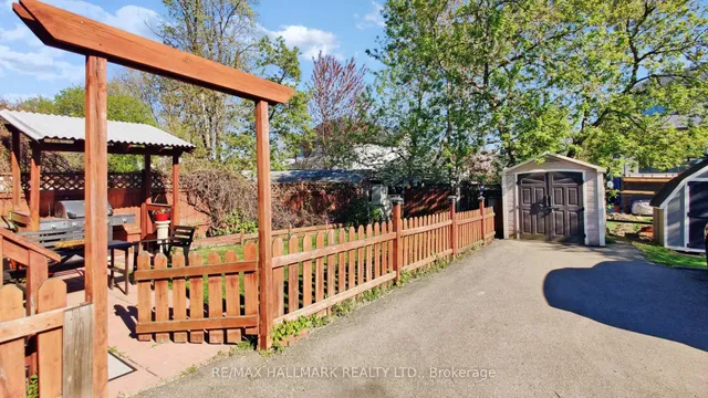 Additional image 32 of 41 MacDonald St St