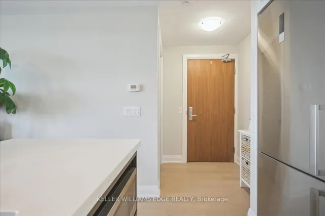 Additional image 8 of 2025 Maria St Unit 1401