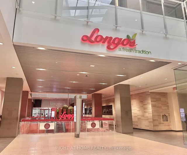 Additional image 42 of 65 Bremner Blvd Unit 5104