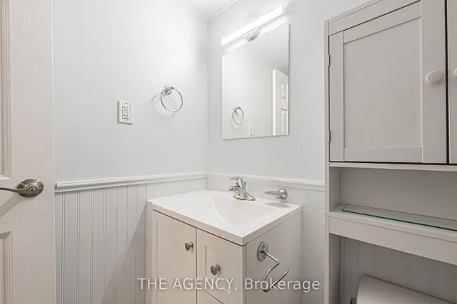 Additional image 21 of 975 Warwick Crt Unit 1410