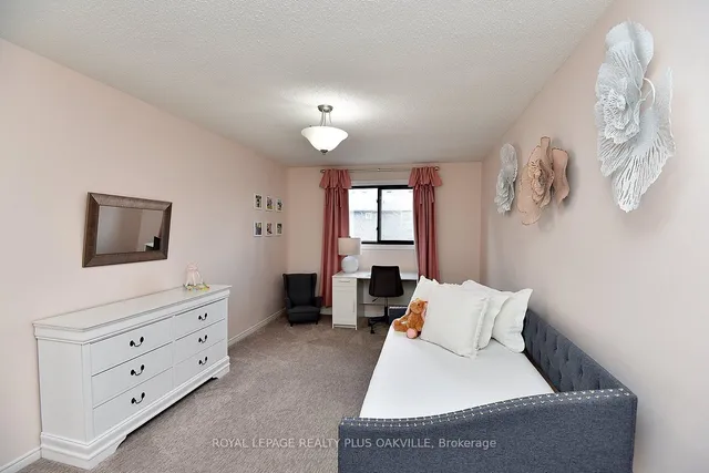 Additional image 38 of 81 Jerome Park Dr