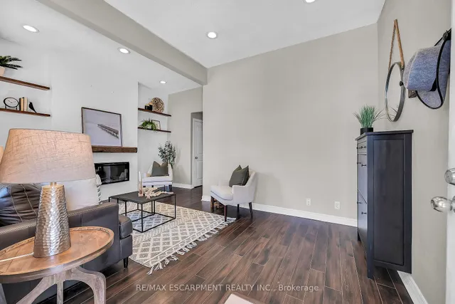 Additional image 2 of 161 RAY St