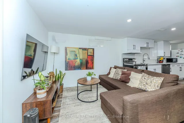 Additional image 35 of 1291 Consort Cres