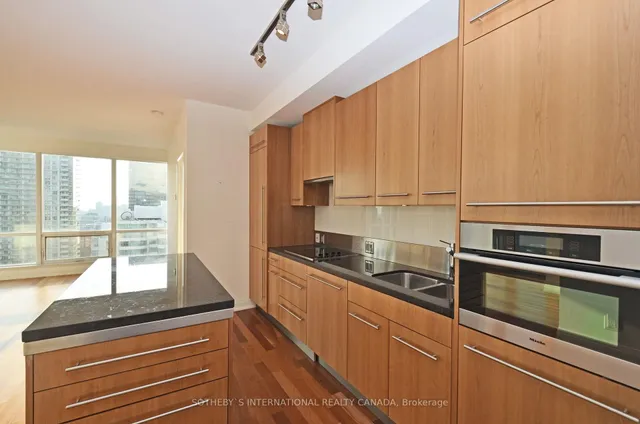 Additional image 8 of 80 John St Unit 2303