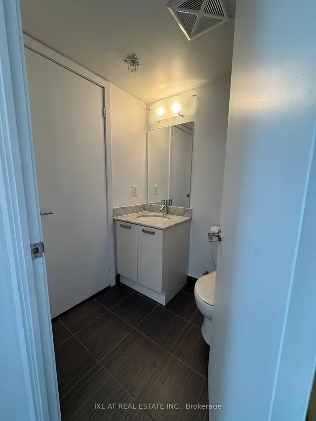 Additional image 5 of 36 Lisgar St Unit LPH05W