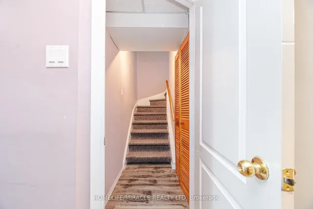 Additional image 23 of 62 Elmvale Ave