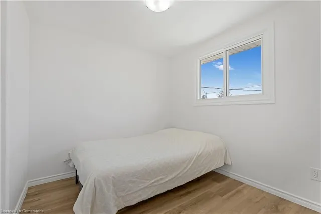 Additional image 19 of 879 Upper Sherman Ave