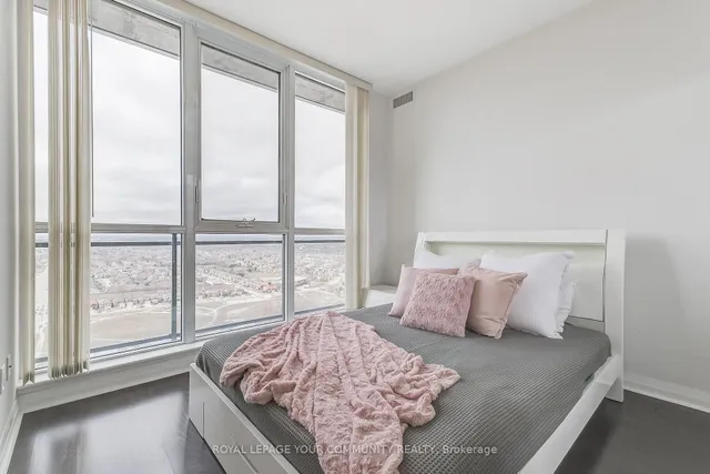 Additional image 35 of 75 Eglinton Ave Unit 2702