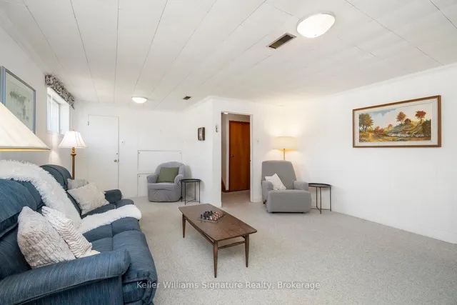 Additional image 29 of 2343 Redfern Rd