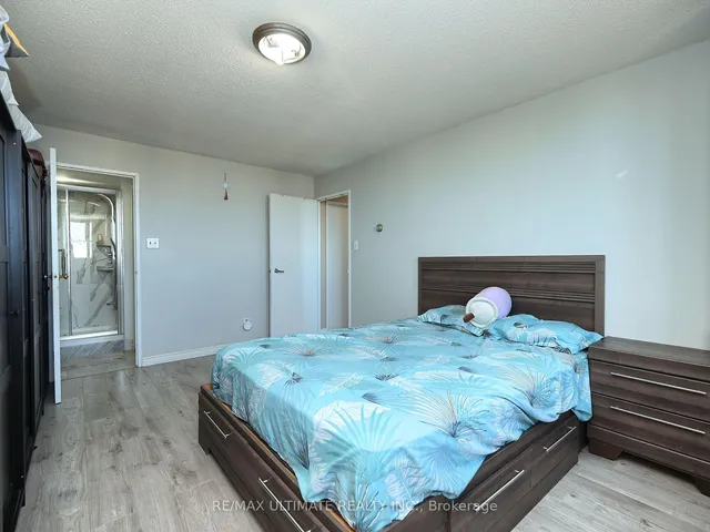 Additional image 22 of 3700 Kaneff Cres Unit 2101