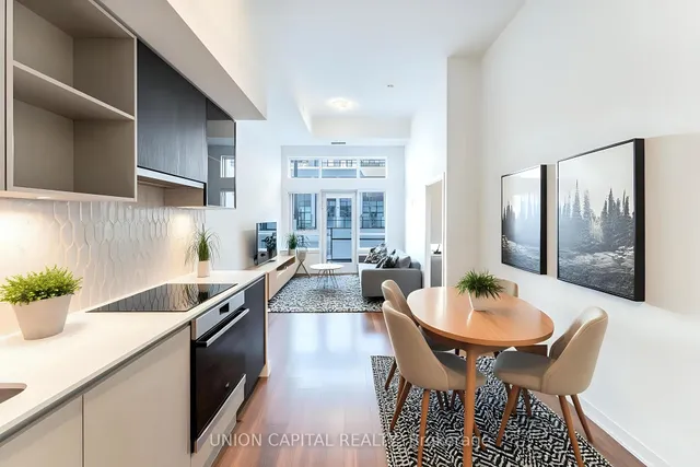 Additional image 4 of 405 Dundas St Unit 114