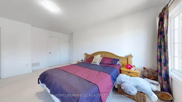 Additional image 27 of 33 Garryoaks Dr