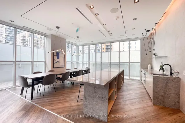 Additional image 33 of 77 Mutual St Unit 2106