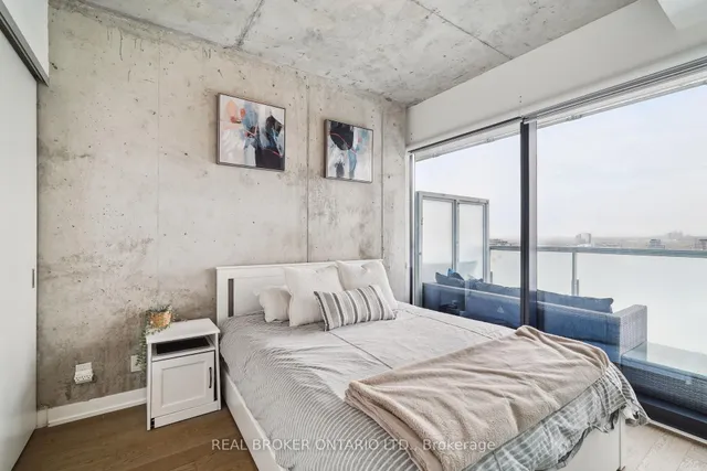 Additional image 24 of 11 Charlotte St Unit 2504