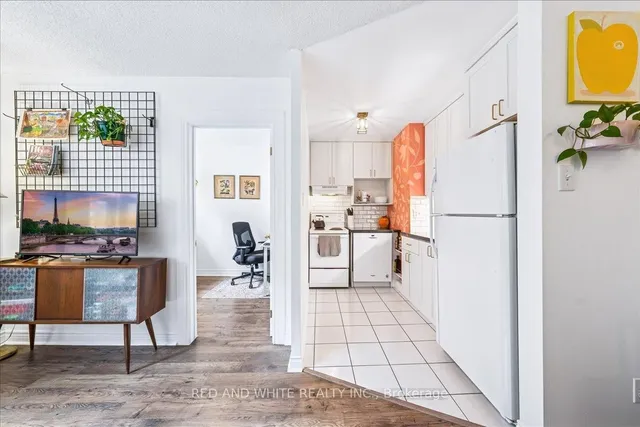 Additional image 22 of 114 Vaughan Rd Unit 103