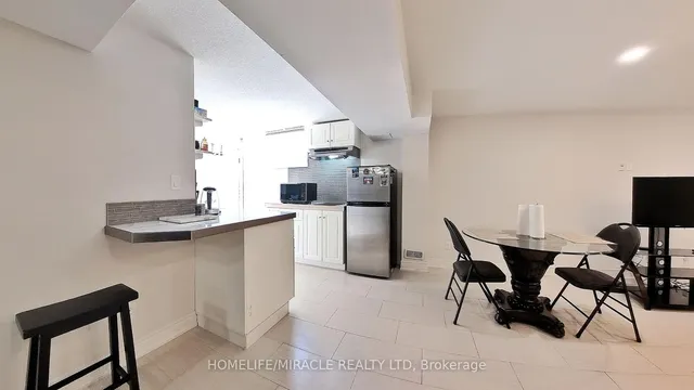 Additional image 41 of 117 Eaglecrest St