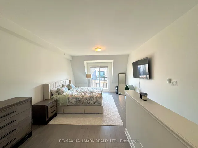 Additional image 15 of 55 Twenty Ninth St