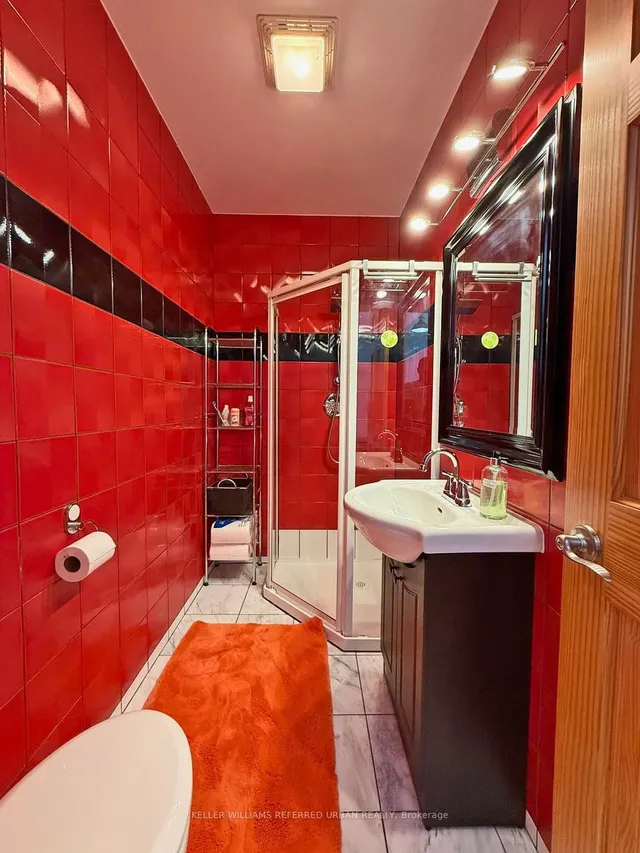 Additional image 14 of 6 Elmhurst Dr