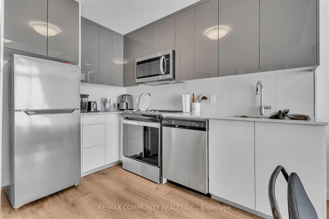 Additional image 16 of 60 Frederick St Unit 3803