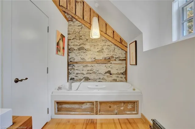 Additional image 45 of 17 The Kirksway