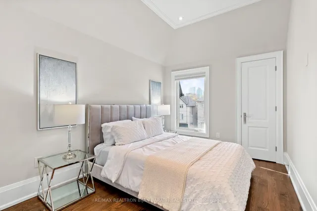 Additional image 36 of 109 Kingsdale Ave