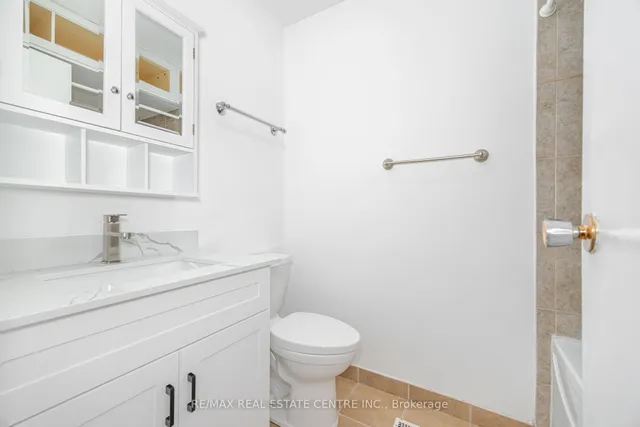 Additional image 33 of 122 Moregate Cres