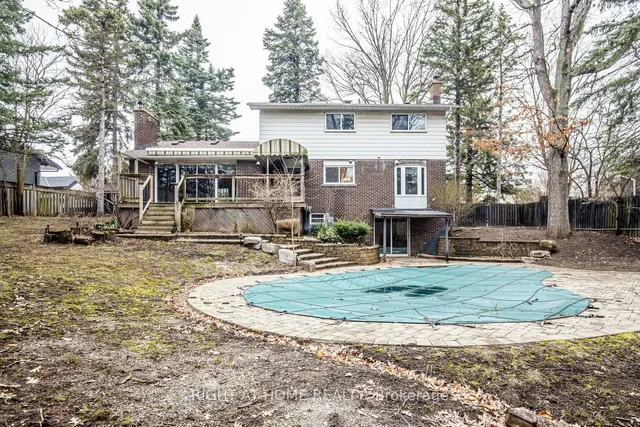 Additional image 35 of 1276 HILLVIEW Cres