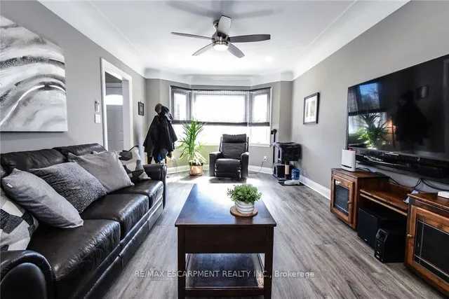 Additional image 5 of 104 Tragina Ave