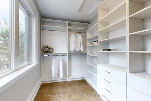 Additional image 27 of 31 Glenridge Rd