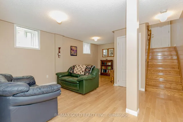 Additional image 30 of 243 Cresthaven Rd