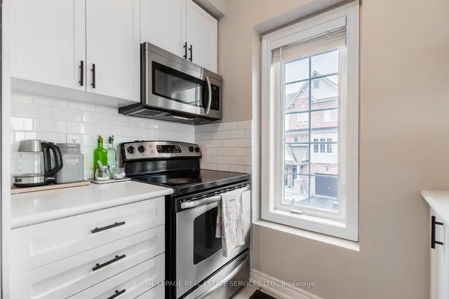 Additional image 10 of 1401 Plains Rd Unit 116